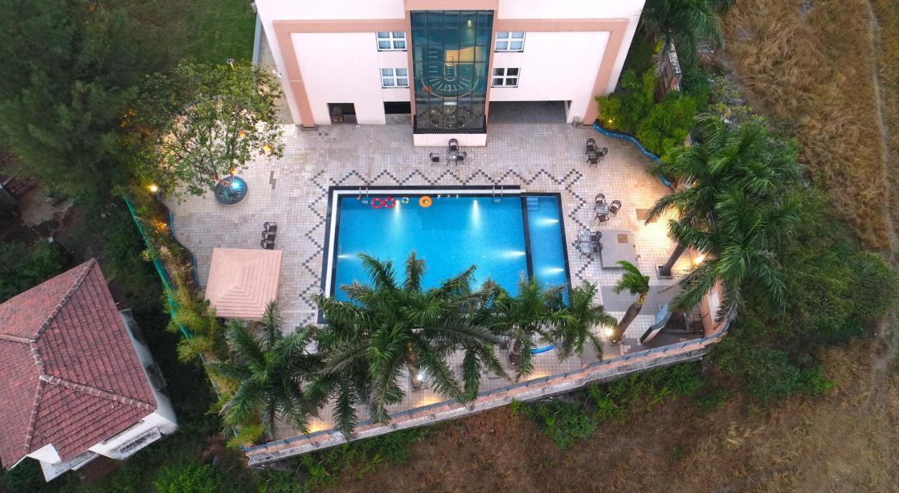 7 Apple Resort Лонавла Екстер'єр фото