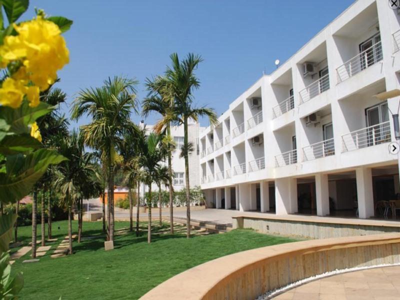 7 Apple Resort Лонавла Екстер'єр фото